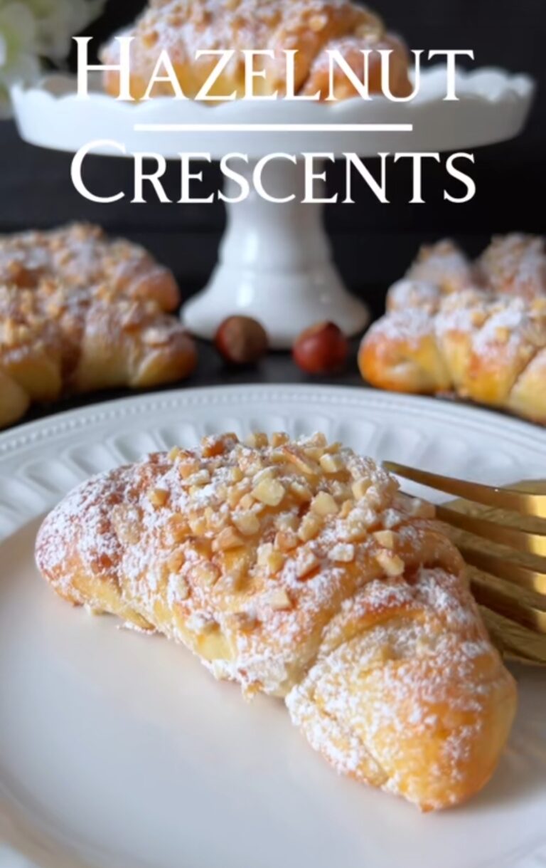 Hazelnut Crescents: A Decadent Treat for Every Occasion